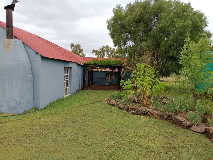4 Bedroom Property for Sale in Smithfield Free State
